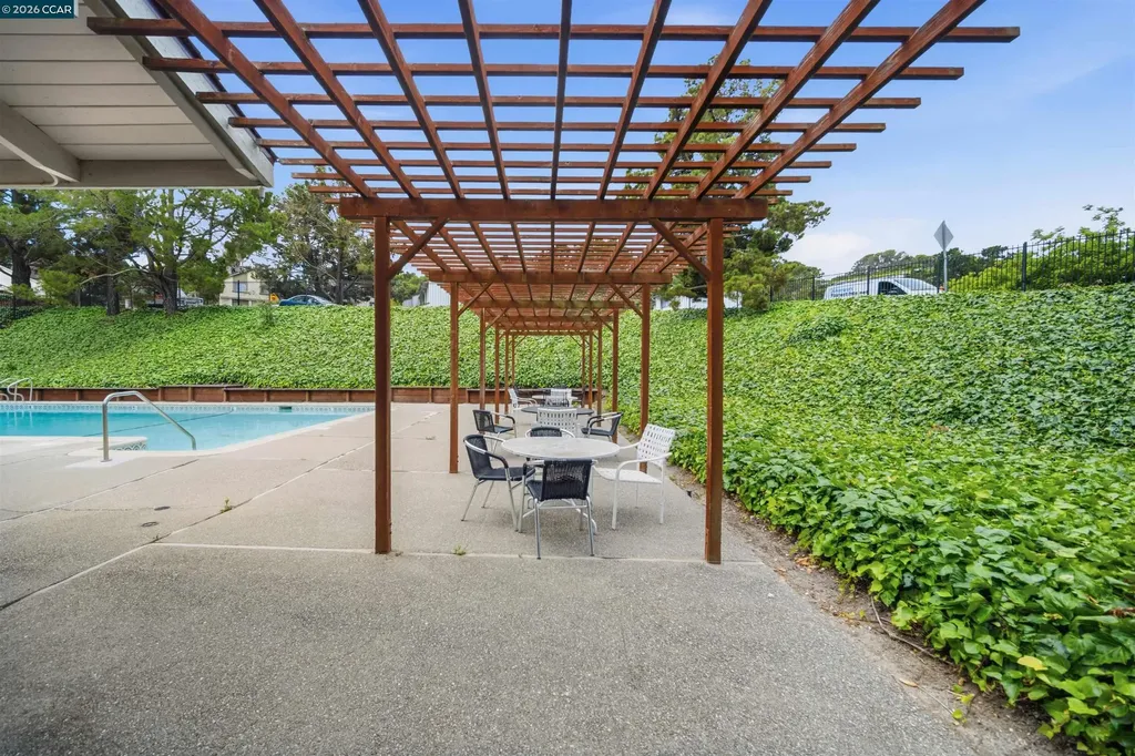 1888 Tesoro Court Pinole CA 94564