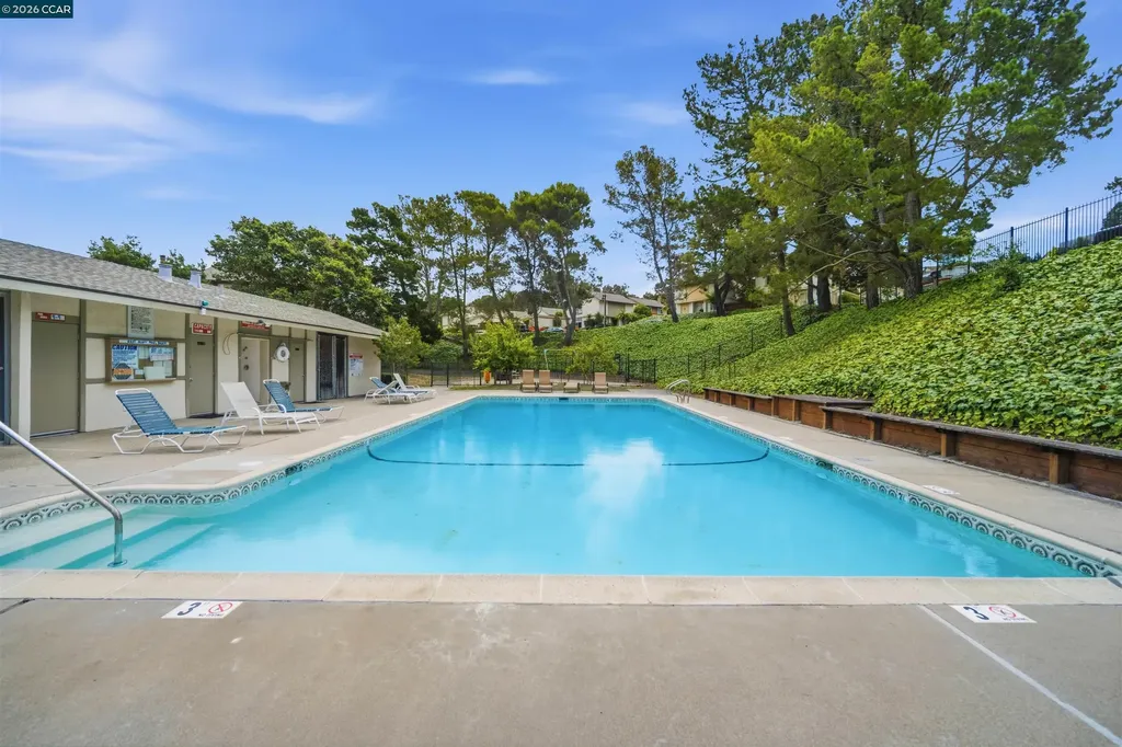 1888 Tesoro Court Pinole CA 94564