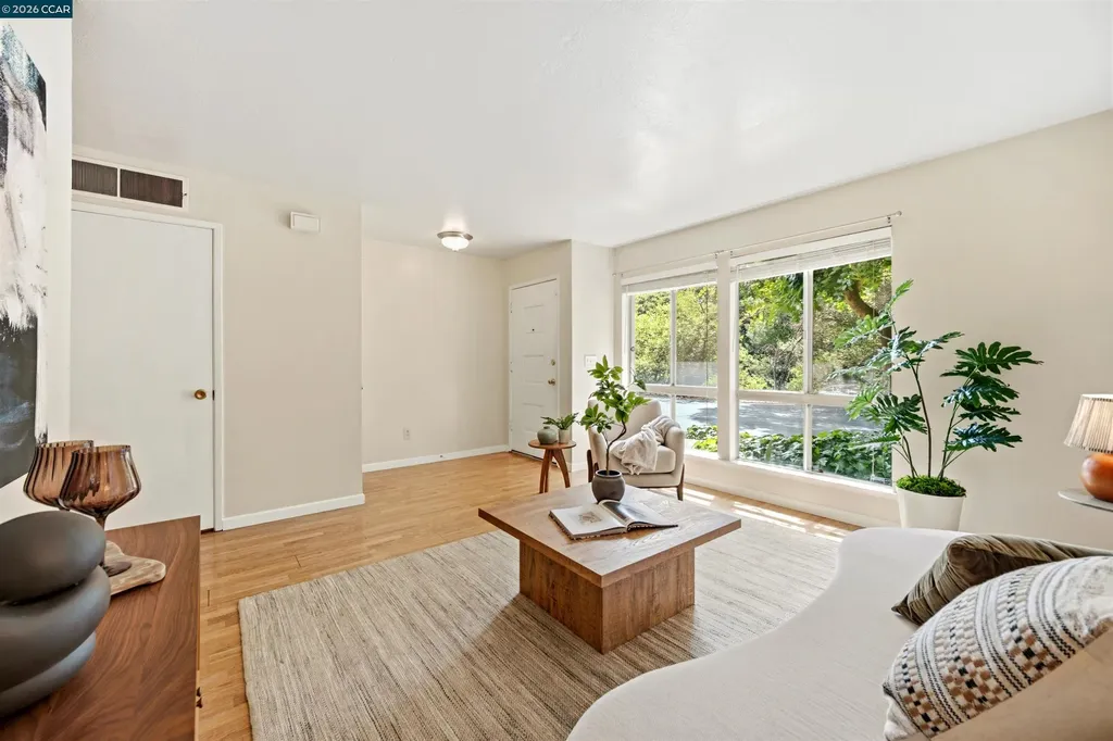 1888 Tesoro Court Pinole CA 94564