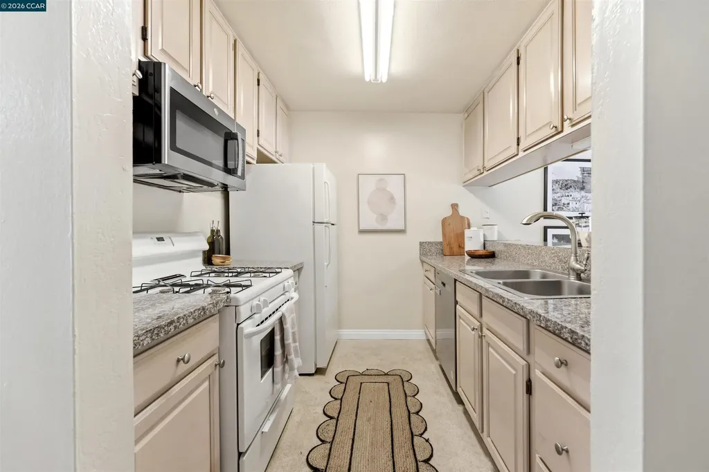 1888 Tesoro Court Pinole CA 94564