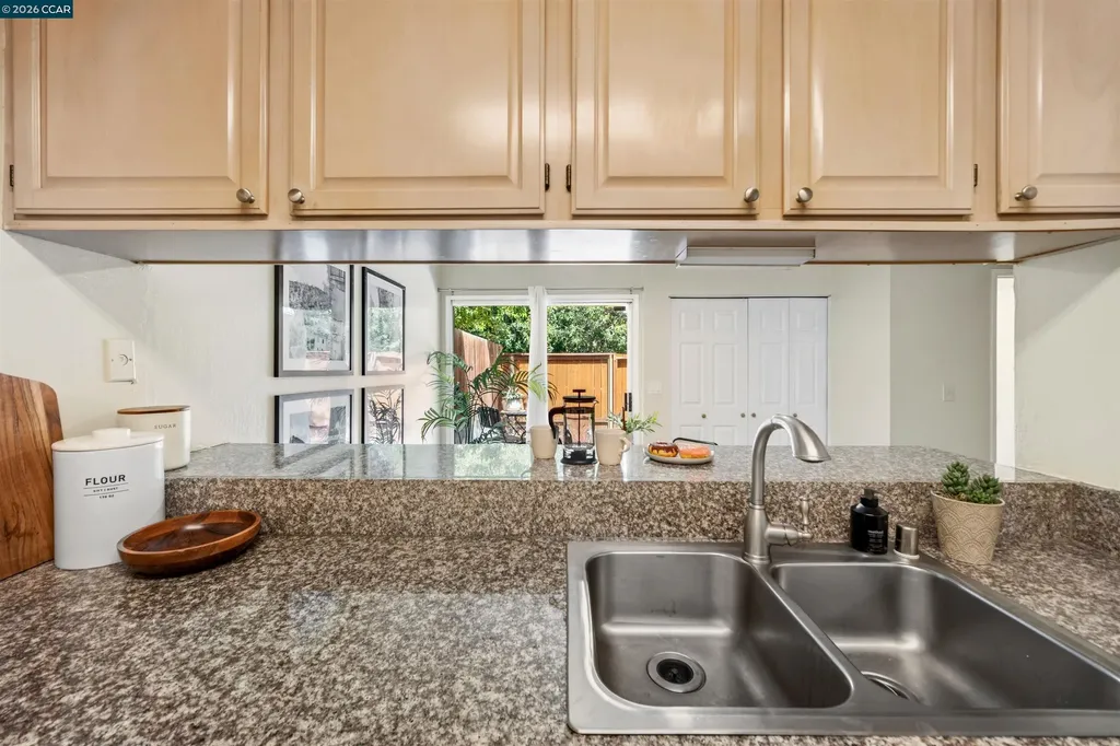 1888 Tesoro Court Pinole CA 94564