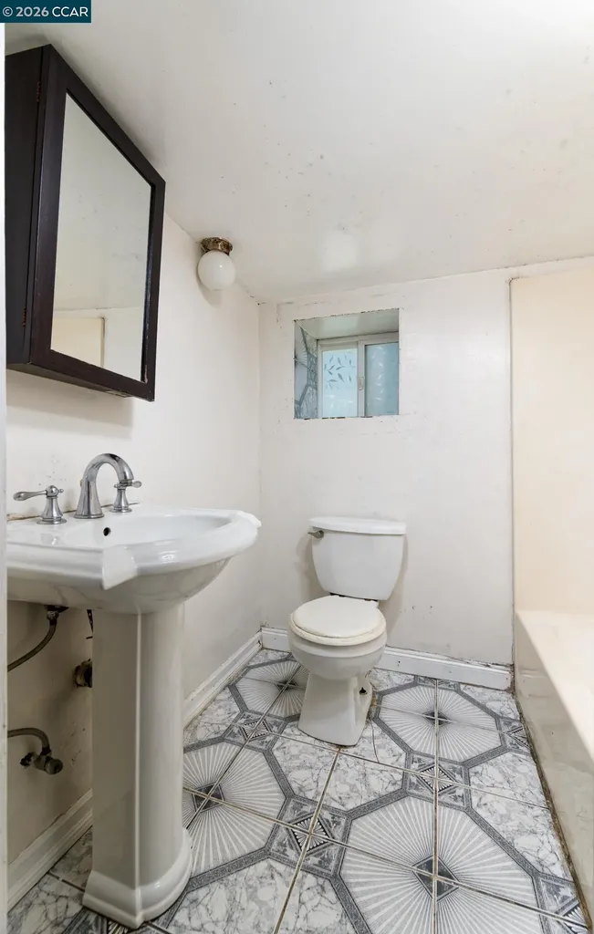 1506 55th Avenue Oakland CA 94621