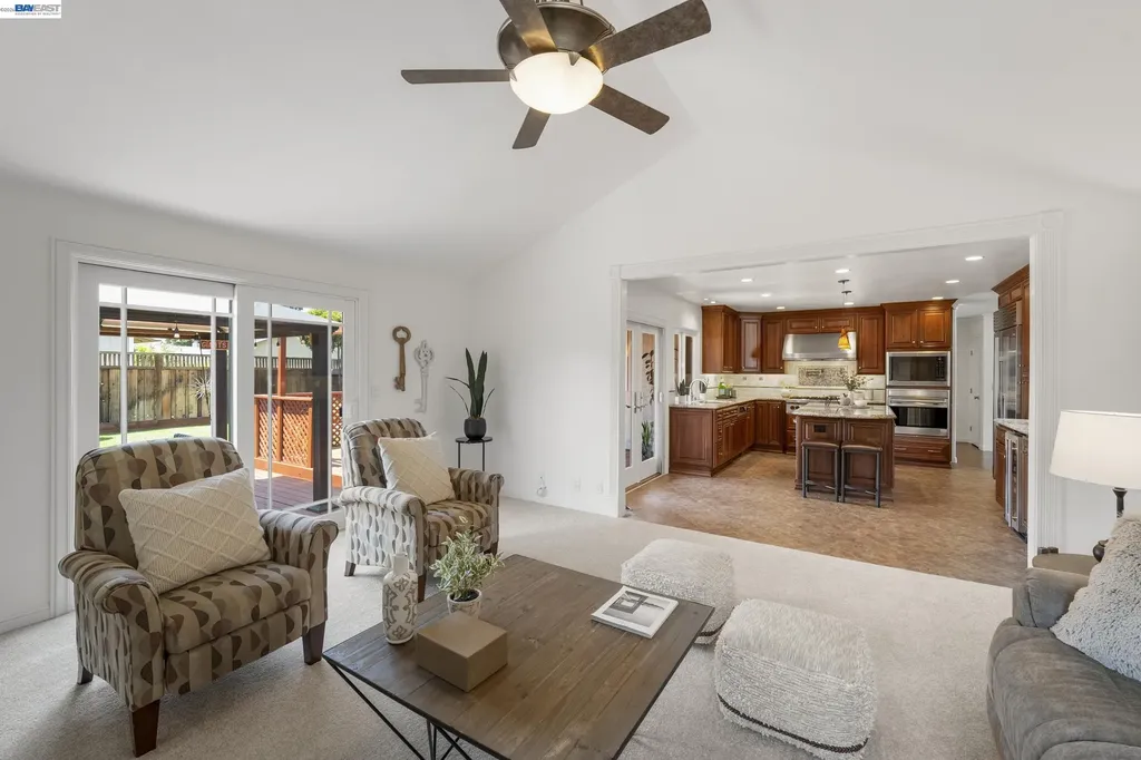 2954 Martin Avenue Pleasanton CA 94588