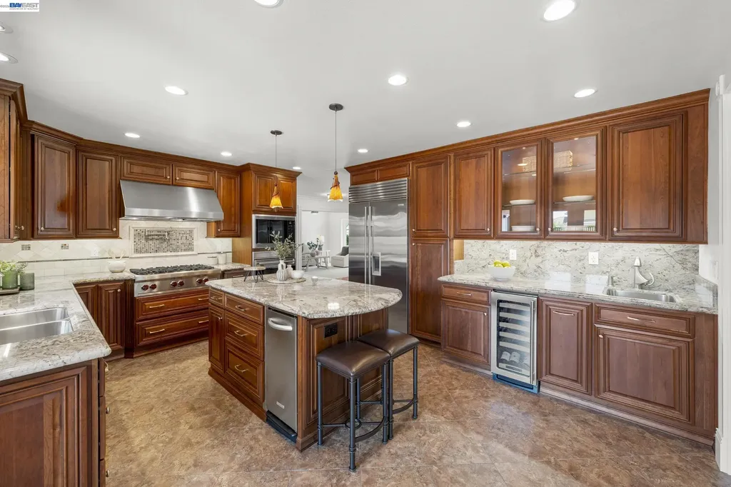 2954 Martin Avenue Pleasanton CA 94588