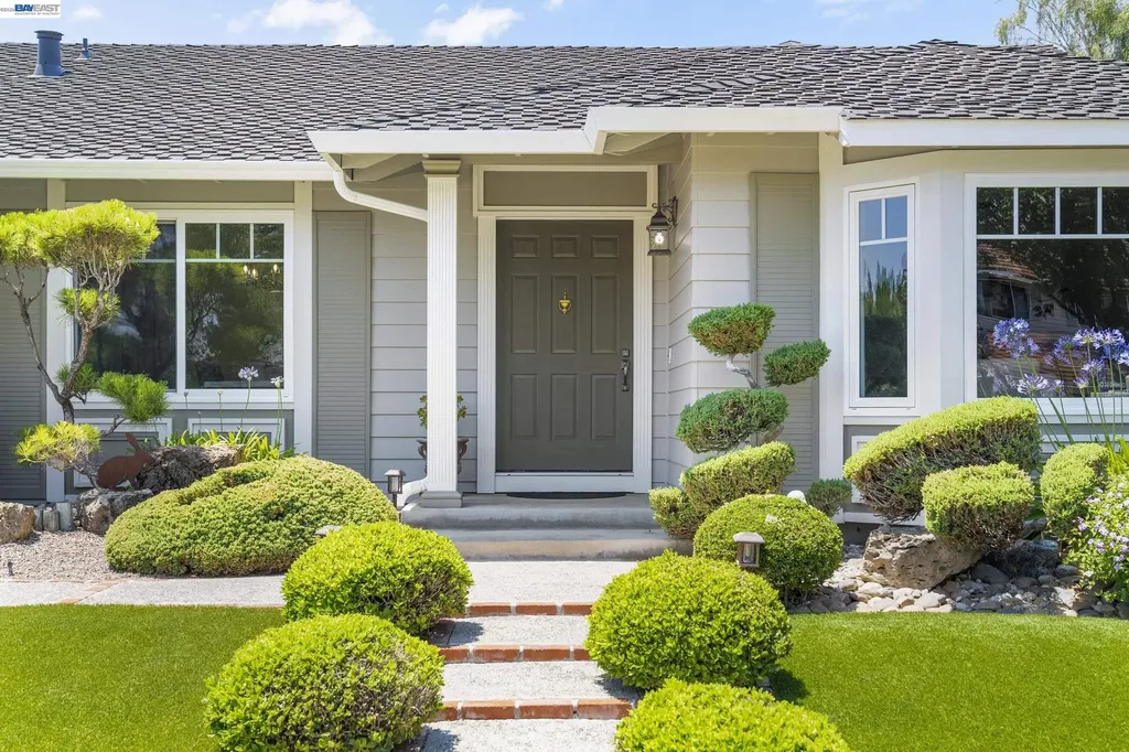 2954 Martin Avenue Pleasanton CA 94588