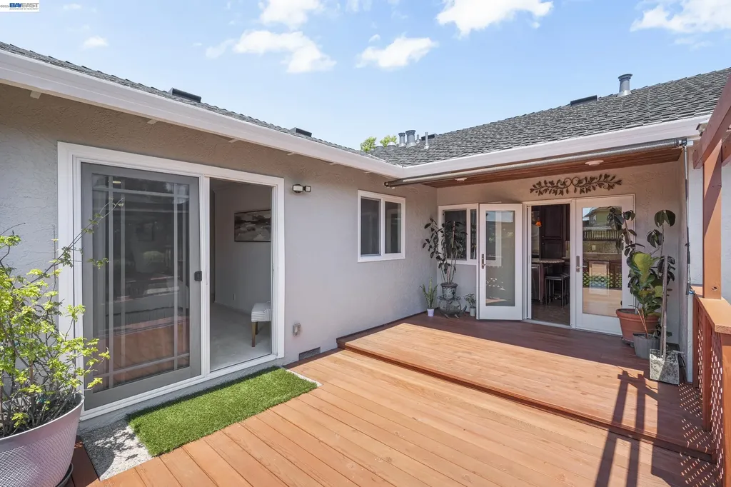 2954 Martin Avenue Pleasanton CA 94588