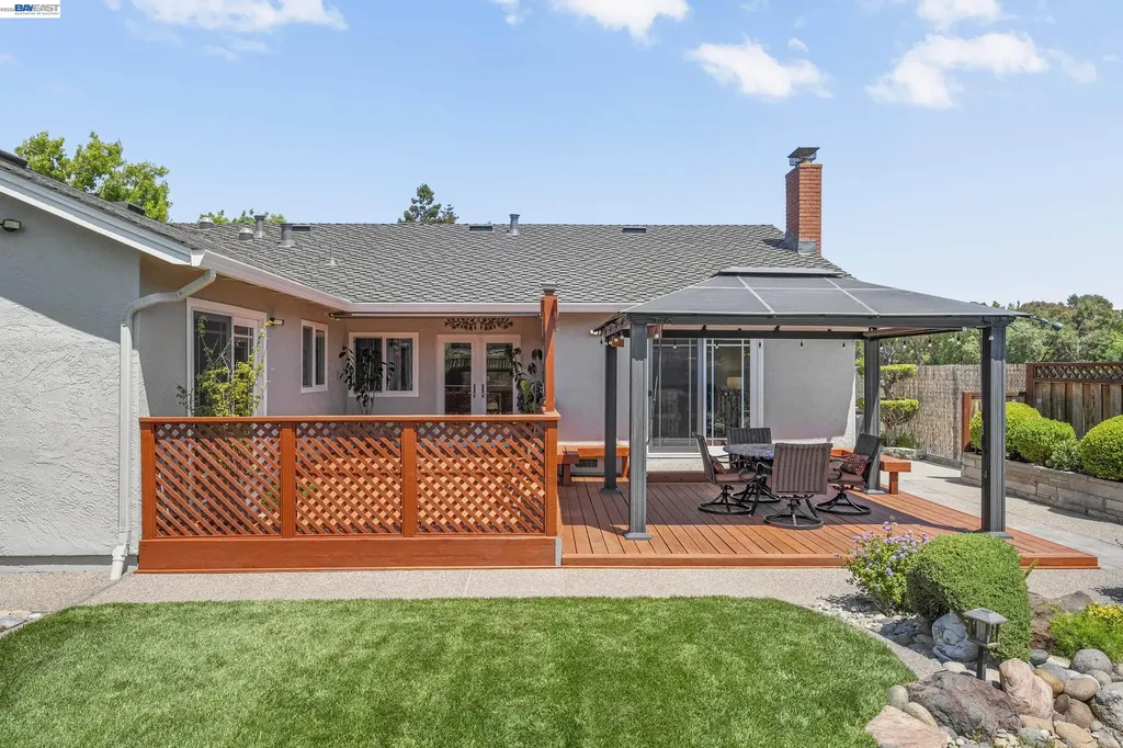 2954 Martin Avenue Pleasanton CA 94588