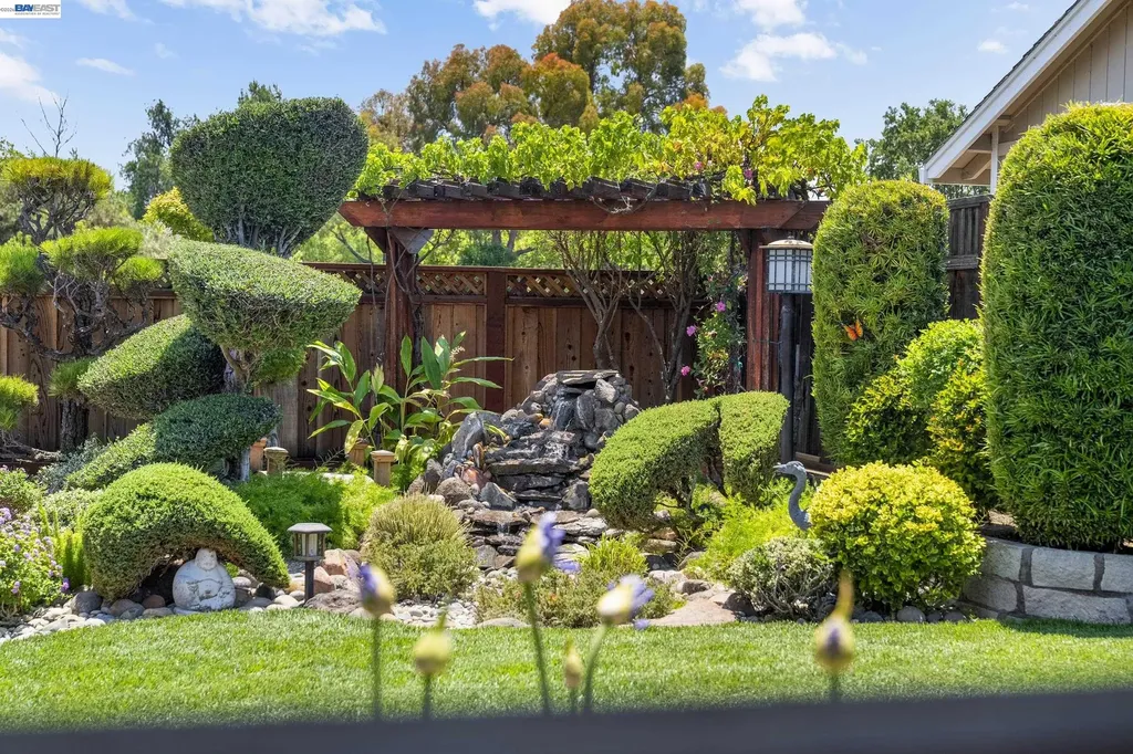2954 Martin Avenue Pleasanton CA 94588