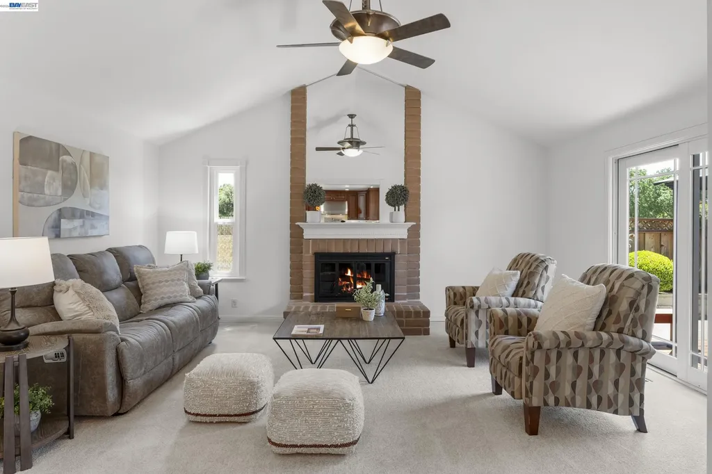 2954 Martin Avenue Pleasanton CA 94588