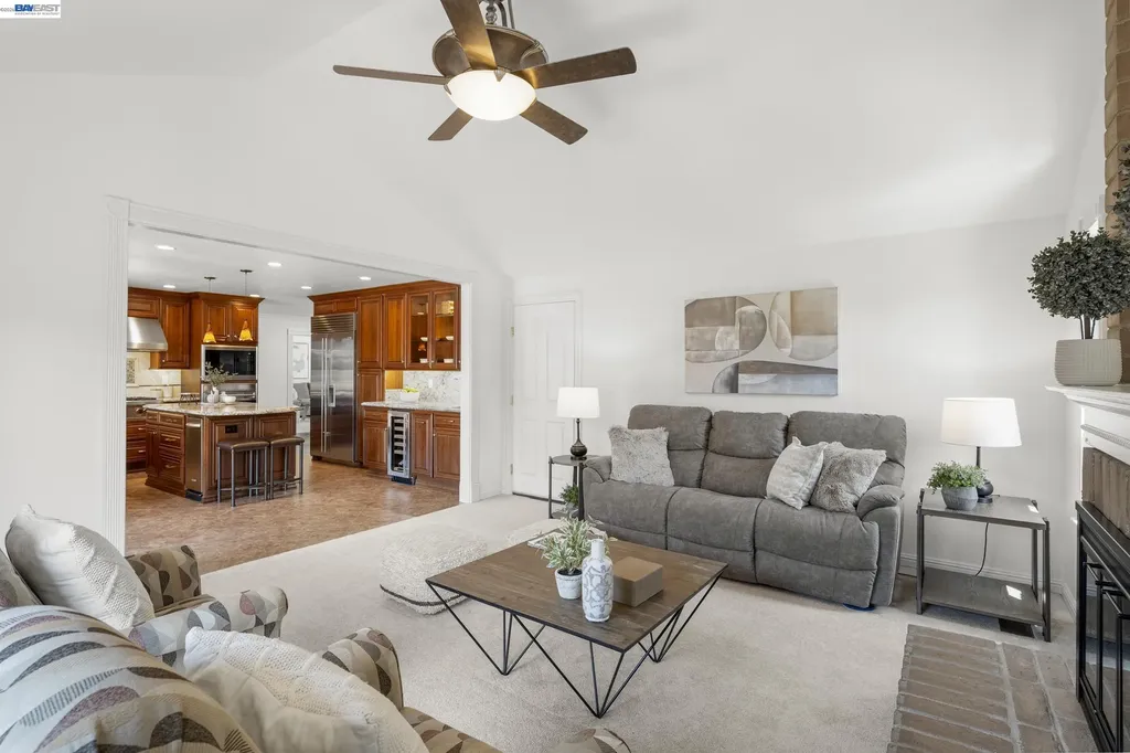2954 Martin Avenue Pleasanton CA 94588