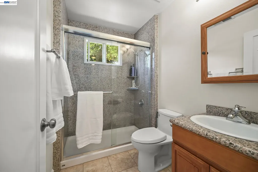 16023 Via Granada San Lorenzo CA 94580
