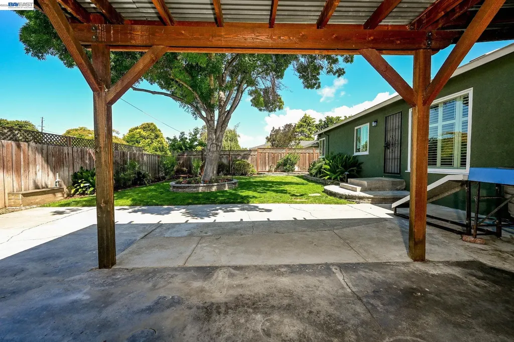16023 Via Granada San Lorenzo CA 94580