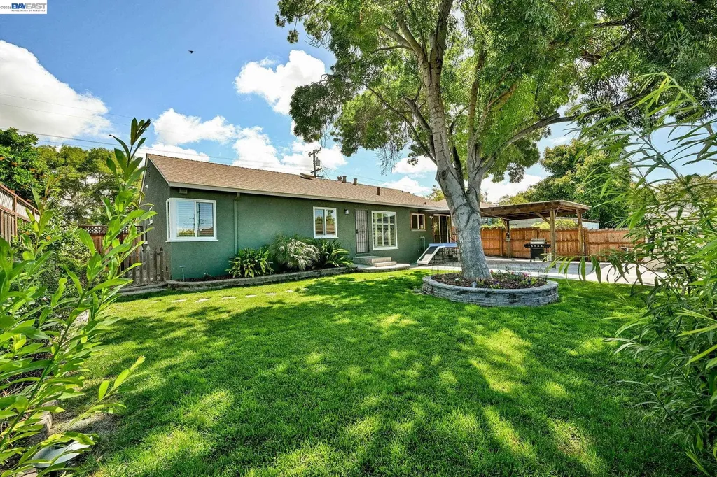 16023 Via Granada San Lorenzo CA 94580