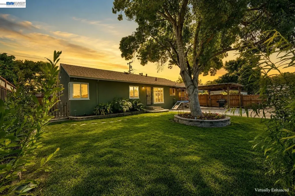 16023 Via Granada San Lorenzo CA 94580