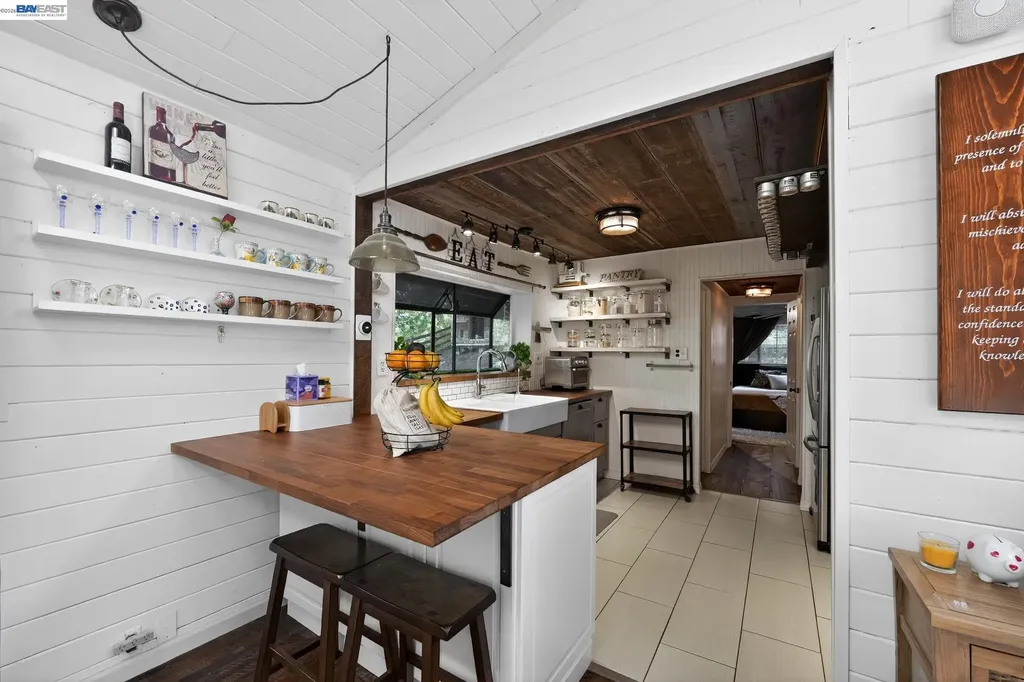 2989 Singalong Way Sunol CA 94586
