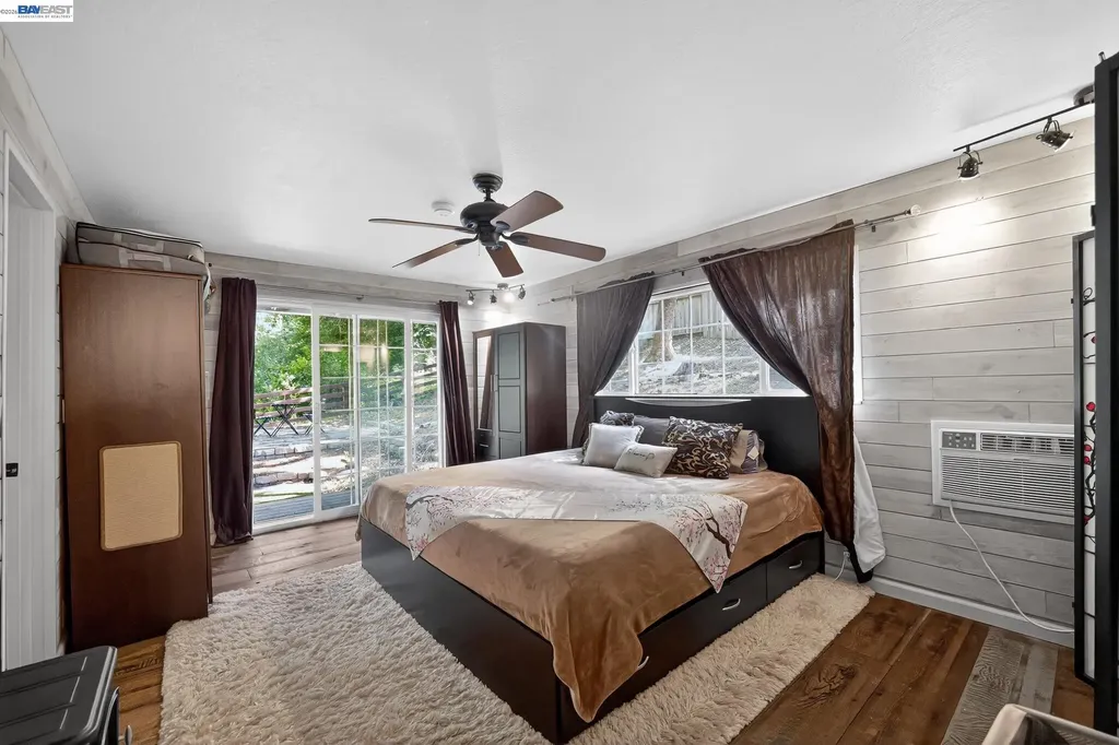2989 Singalong Way Sunol CA 94586