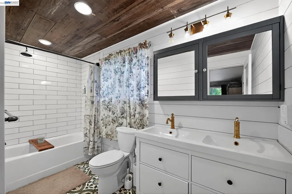 2989 Singalong Way Sunol CA 94586
