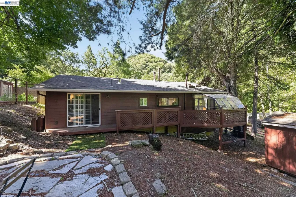 2989 Singalong Way Sunol CA 94586