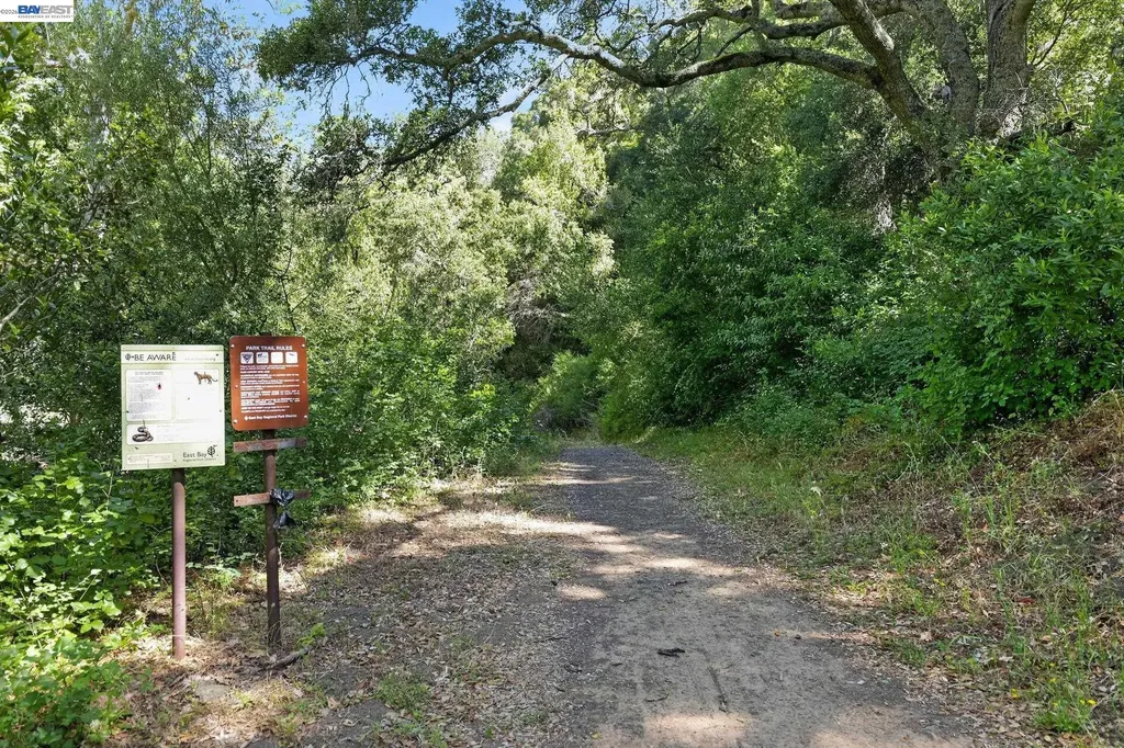 2989 Singalong Way Sunol CA 94586