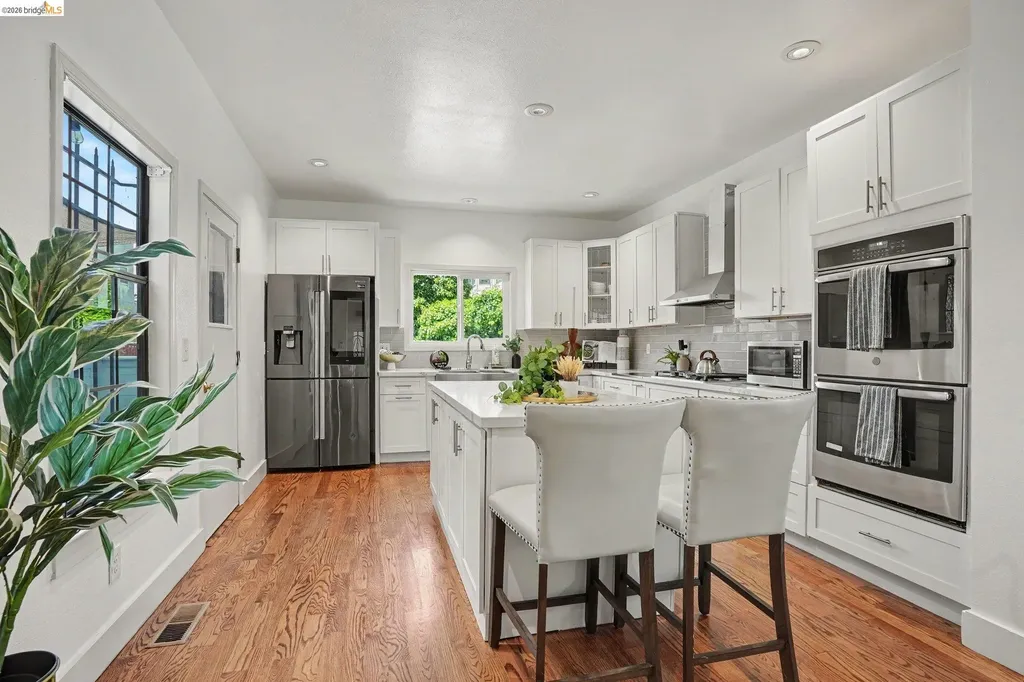1433 Myrtle Street Oakland CA 94607