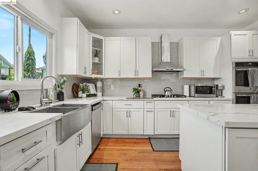 1433 Myrtle Street Oakland CA 94607