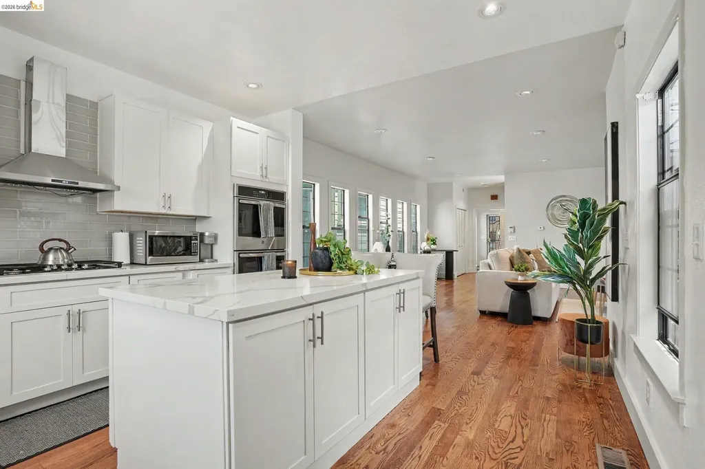 1433 Myrtle Street Oakland CA 94607
