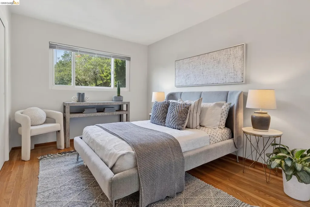 3955-3957 Canon Avenue Oakland CA 94602