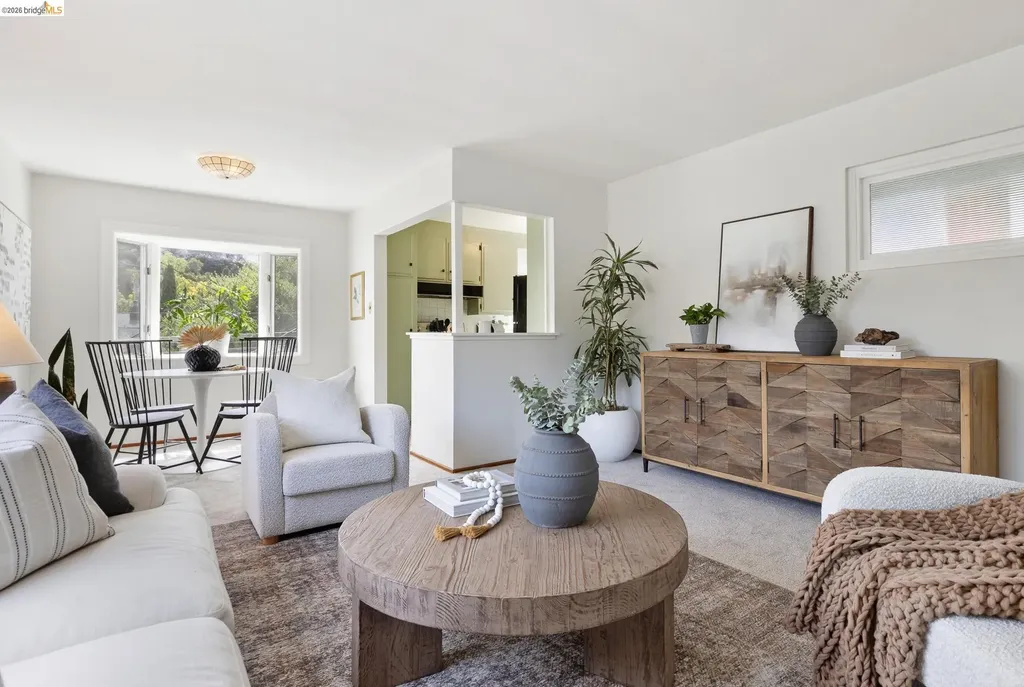 3955-3957 Canon Avenue Oakland CA 94602
