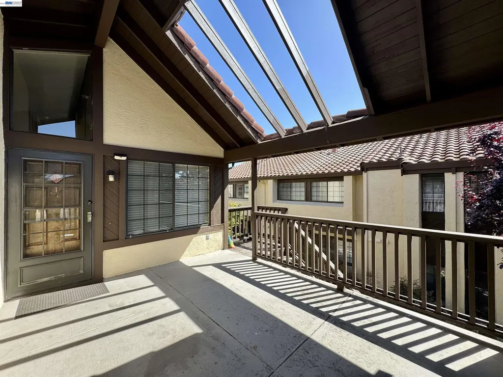 14382 Outrigger Drive San Leandro CA 94577
