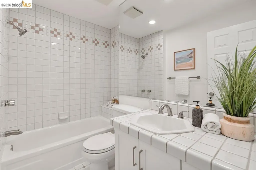 155 Purdue Avenue Kensington CA 94708