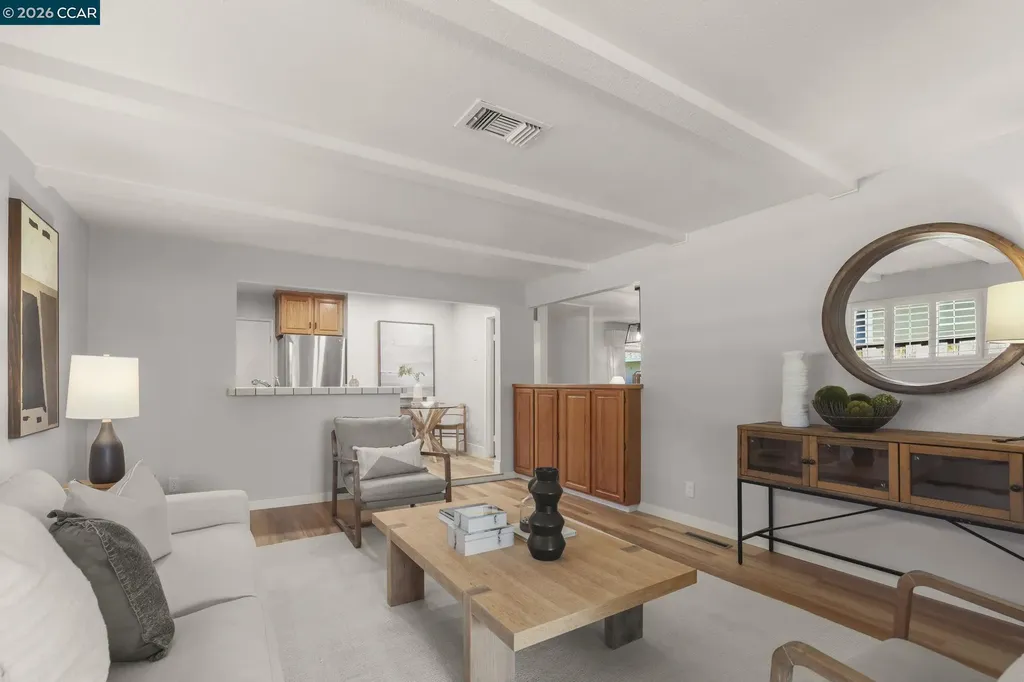 544 Ellery Place Hayward CA 94544