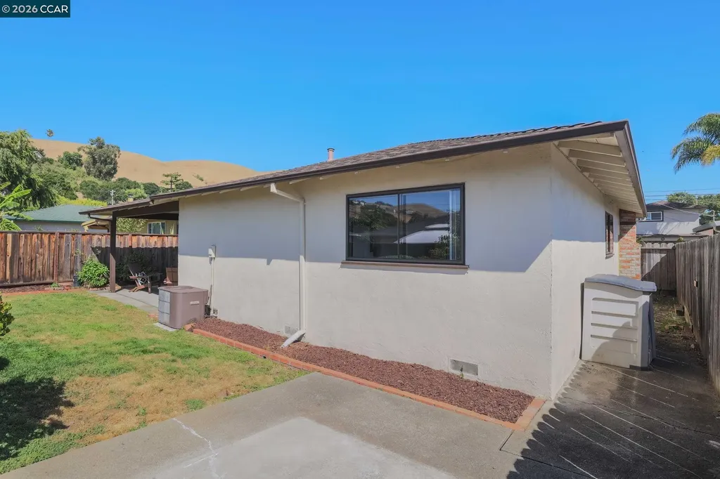 544 Ellery Place Hayward CA 94544