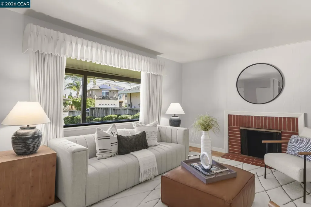544 Ellery Place Hayward CA 94544