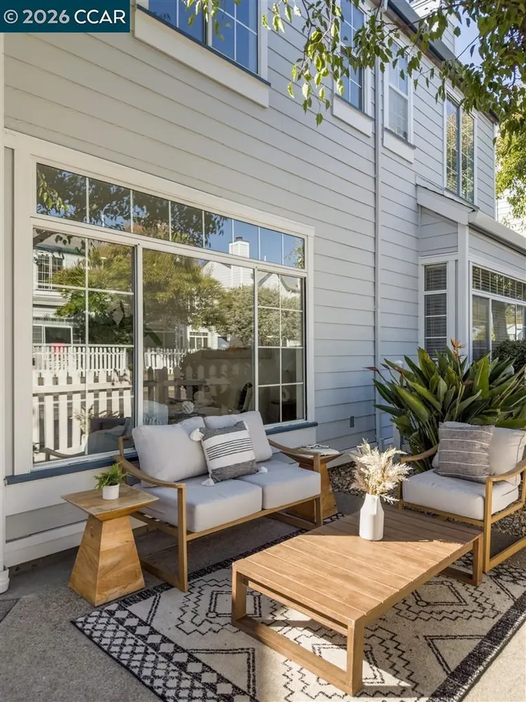 619 Commodore Drive Richmond CA 94804