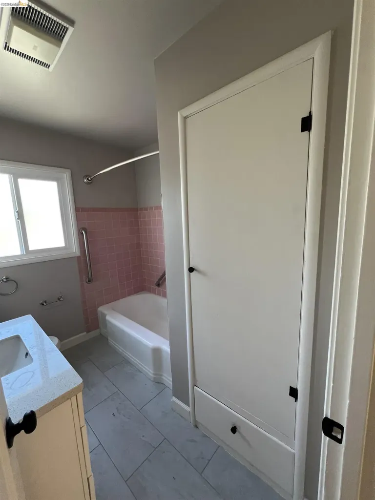 2635 Monte Vista Avenue El Cerrito CA 94530