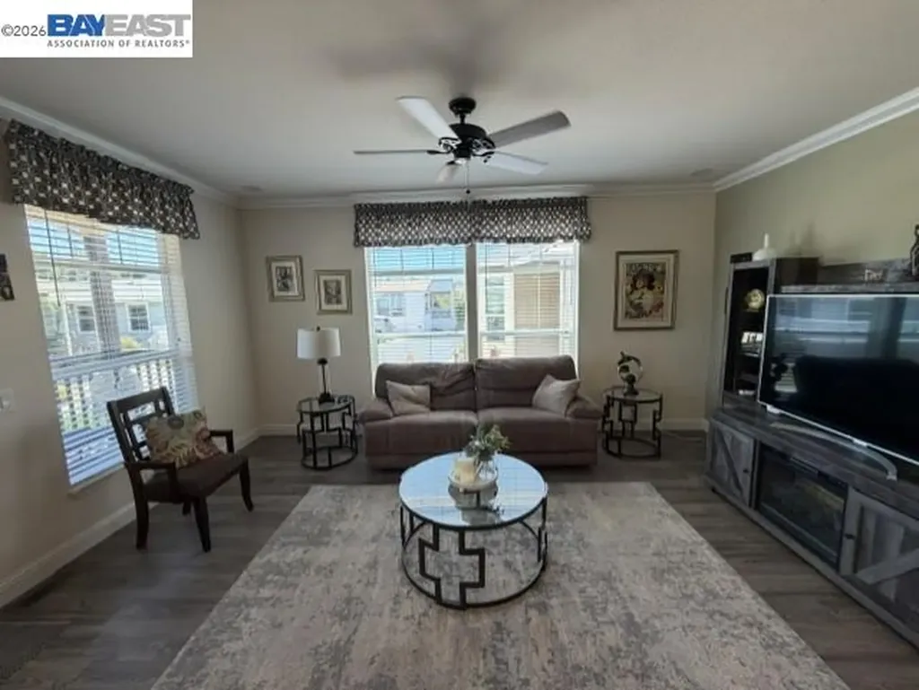 3263 Vineyard Avenue #124 Pleasanton CA 94566