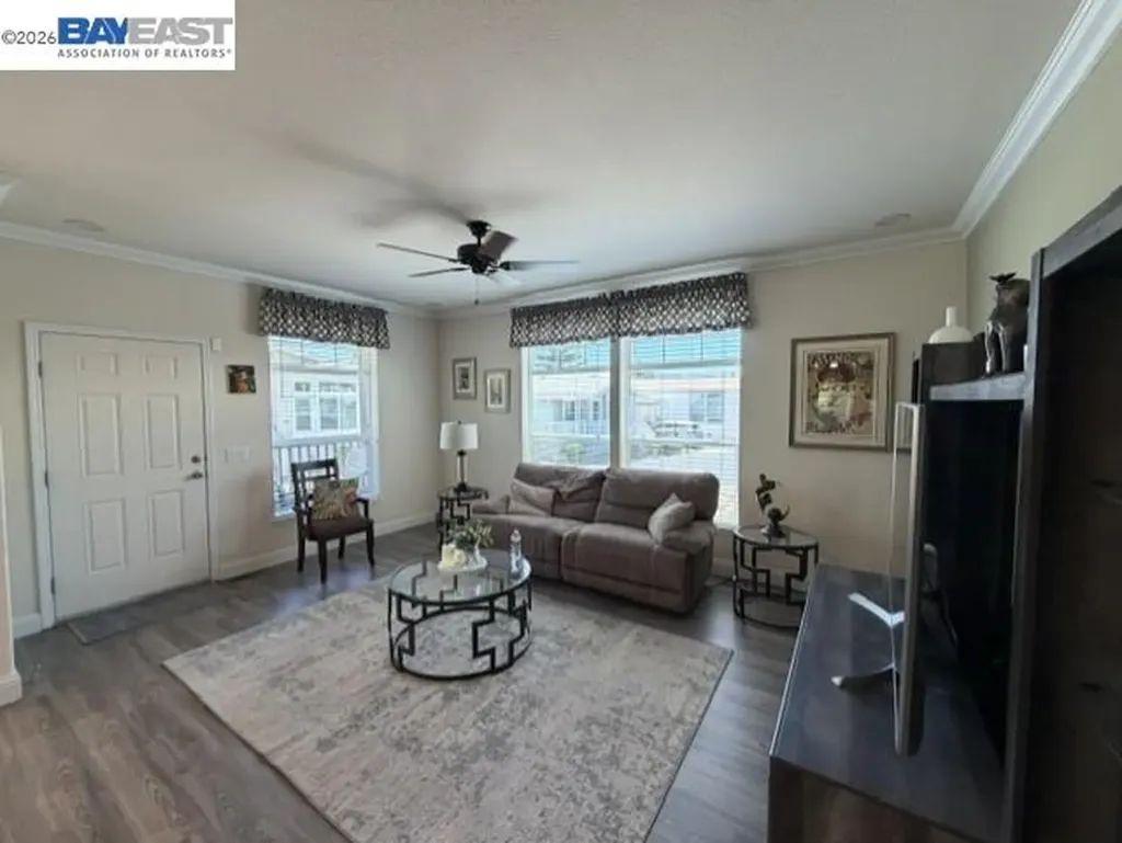 3263 Vineyard Avenue #124 Pleasanton CA 94566