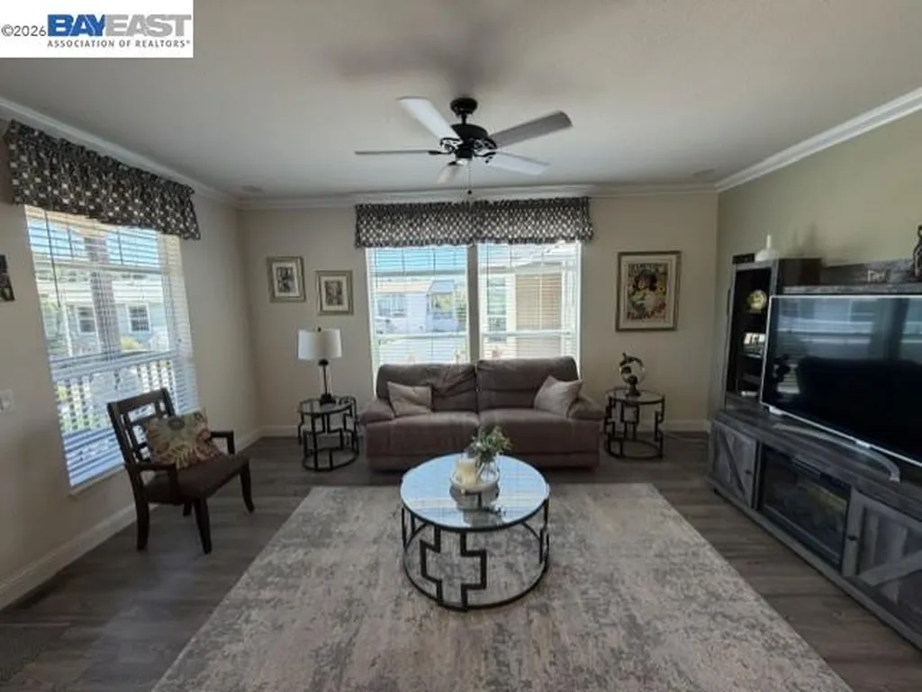 3263 Vineyard Avenue #124 Pleasanton CA 94566