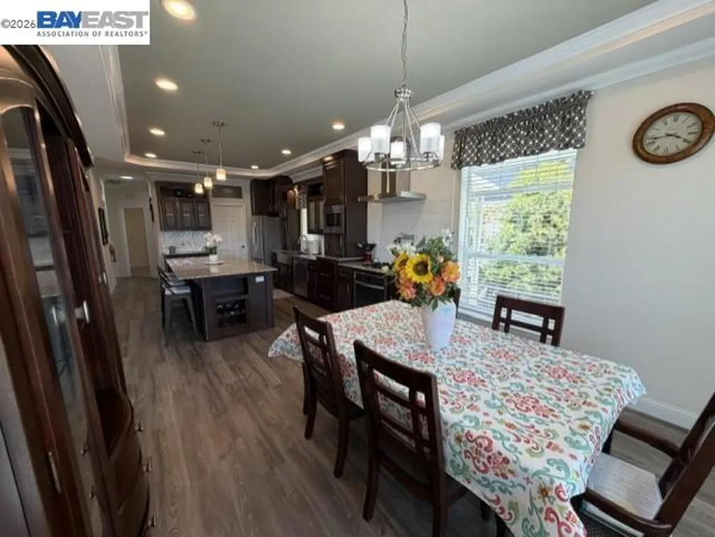 3263 Vineyard Avenue #124 Pleasanton CA 94566