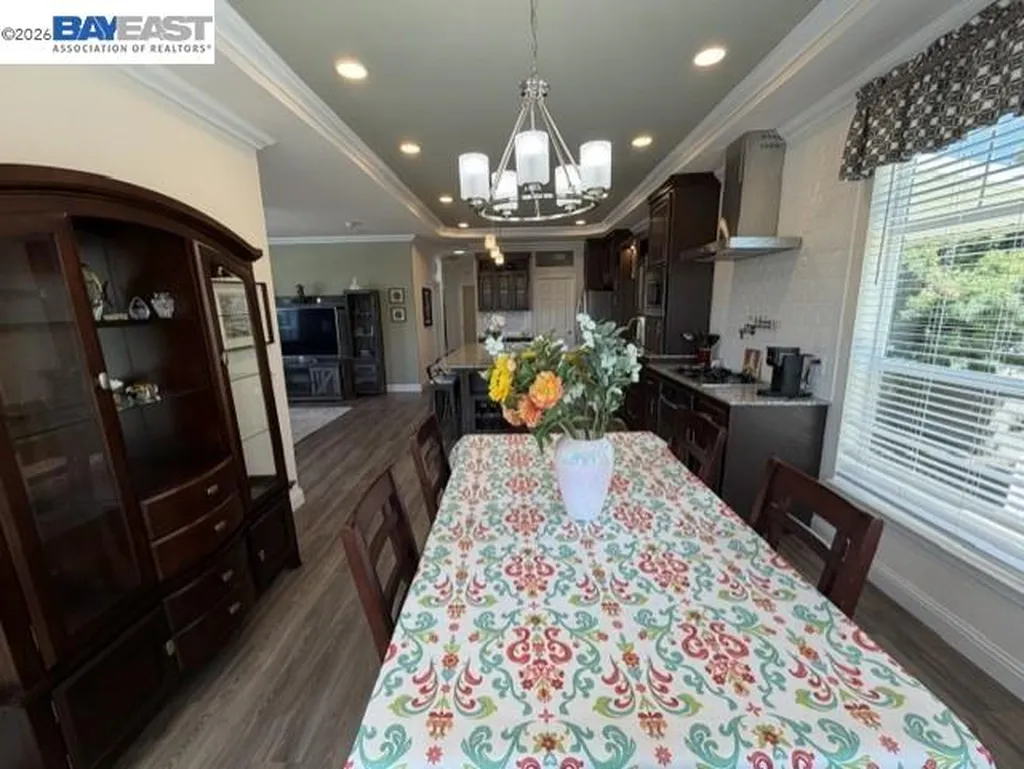 3263 Vineyard Avenue #124 Pleasanton CA 94566