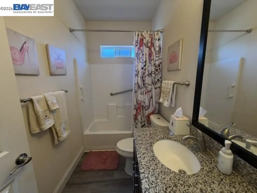 3263 Vineyard Avenue #124 Pleasanton CA 94566