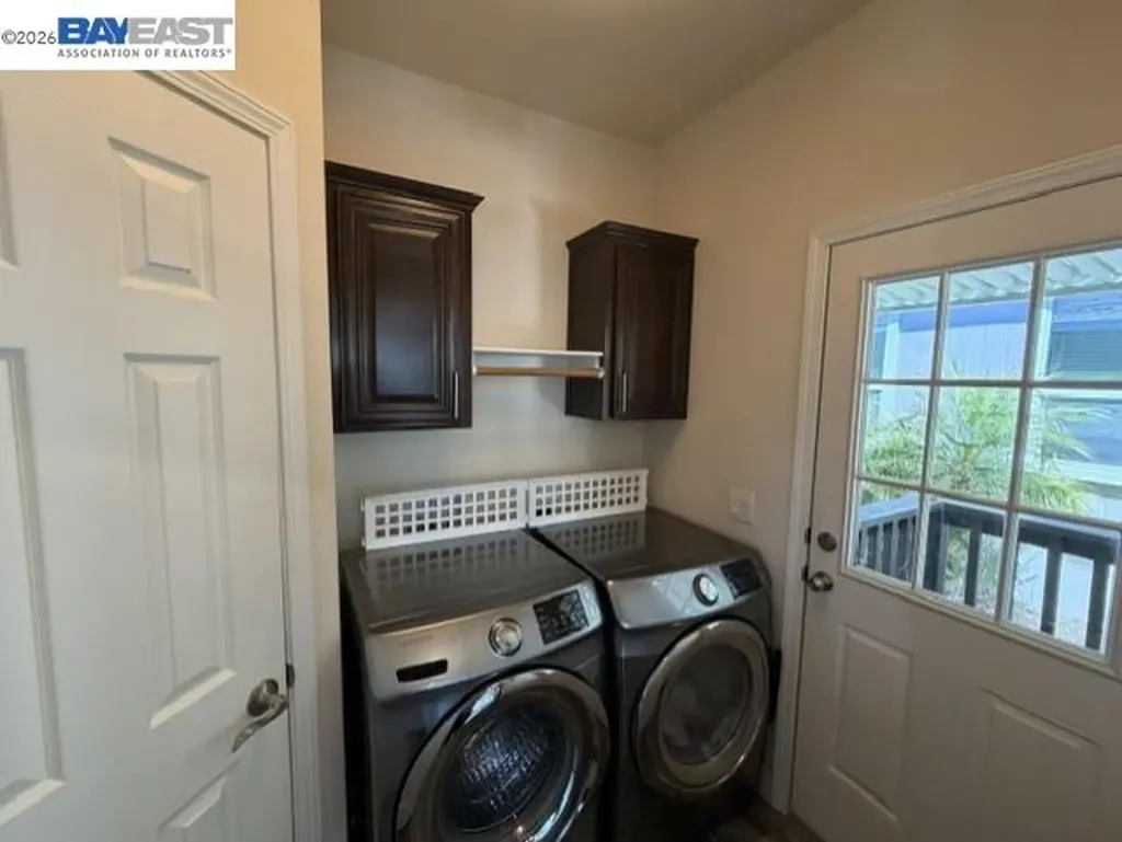 3263 Vineyard Avenue #124 Pleasanton CA 94566