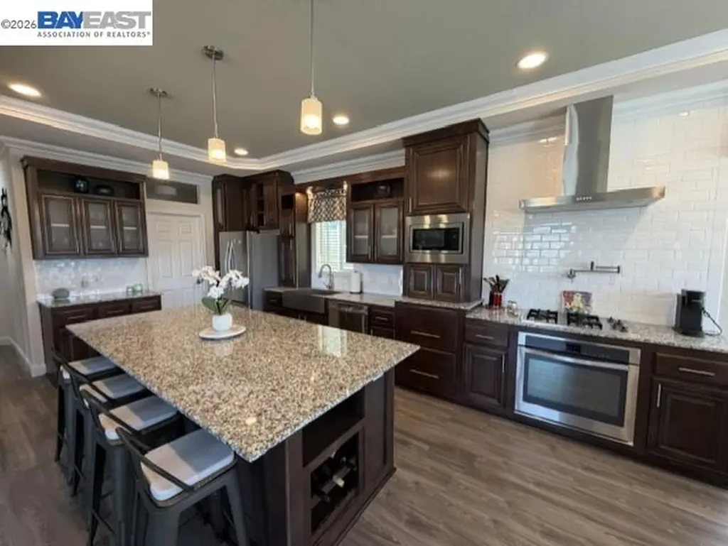 3263 Vineyard Avenue #124 Pleasanton CA 94566