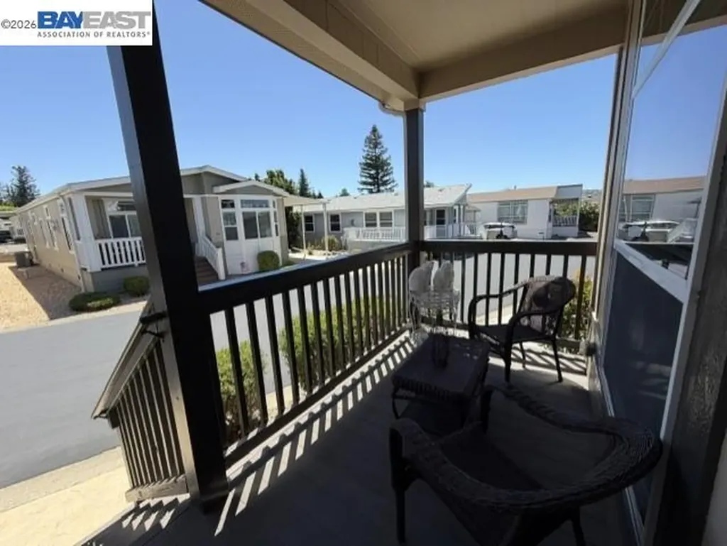 3263 Vineyard Avenue #124 Pleasanton CA 94566