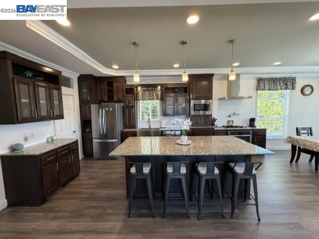 3263 Vineyard Avenue #124 Pleasanton CA 94566