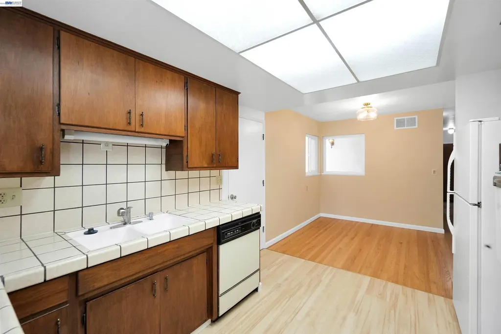 5246 Abbey Court Newark CA 94560
