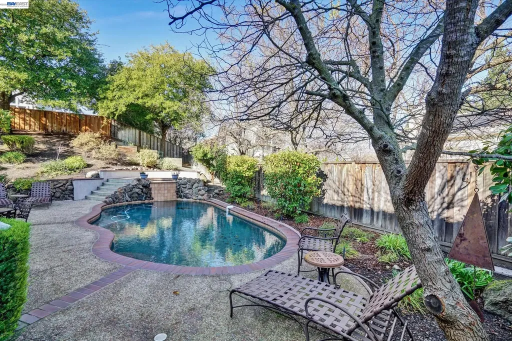 36 Savona Court Danville CA 94526