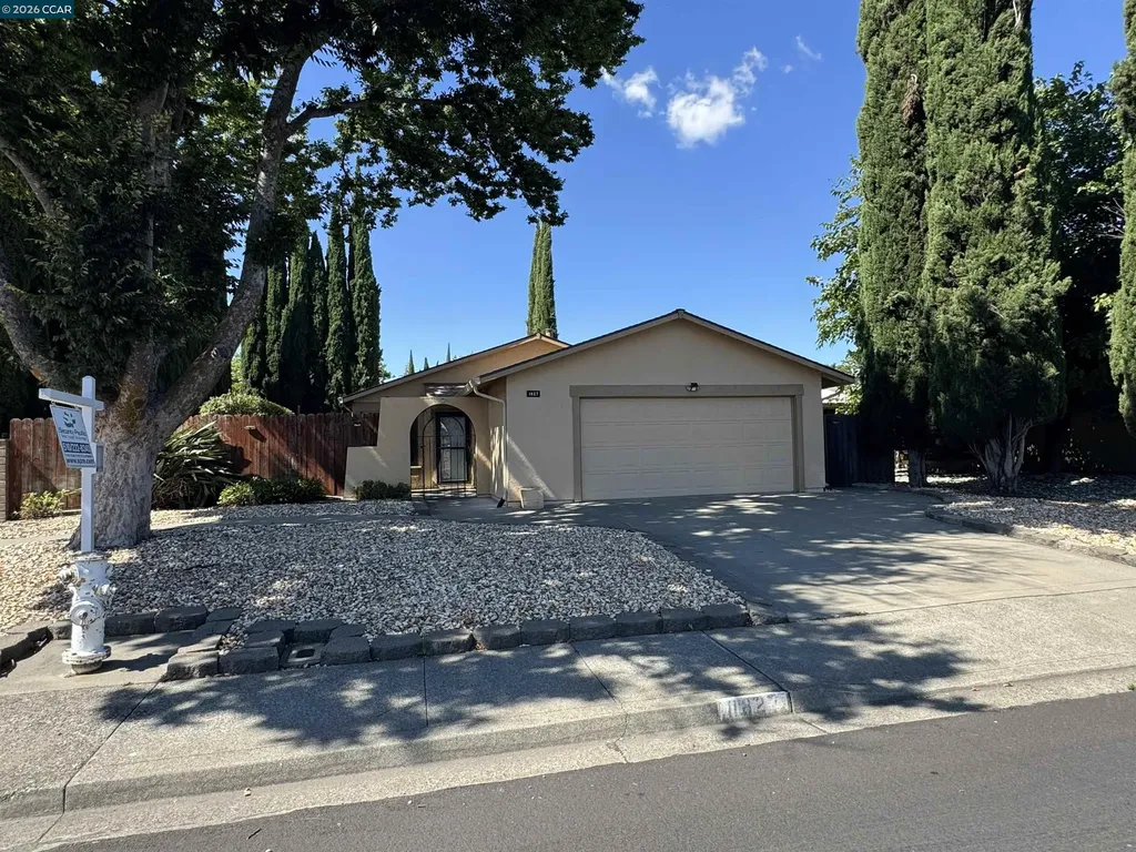 1827 Alamo Drive Vacaville CA 95687