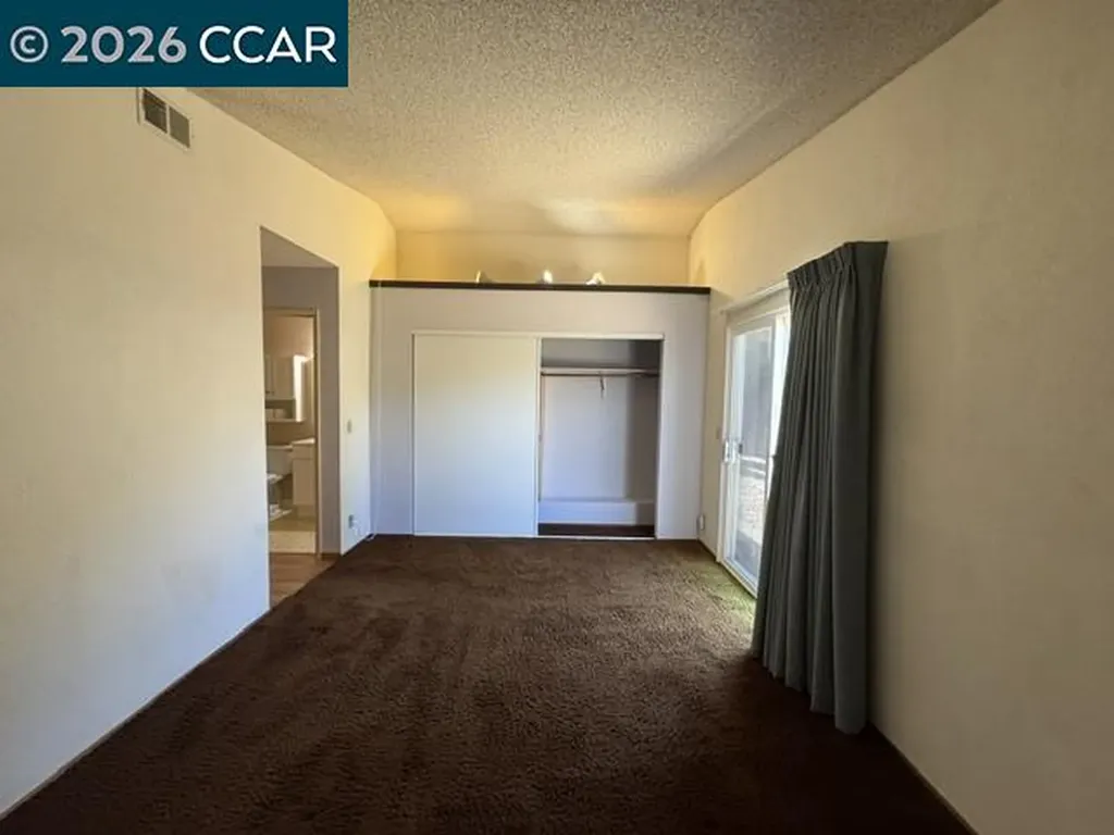1827 Alamo Drive Vacaville CA 95687