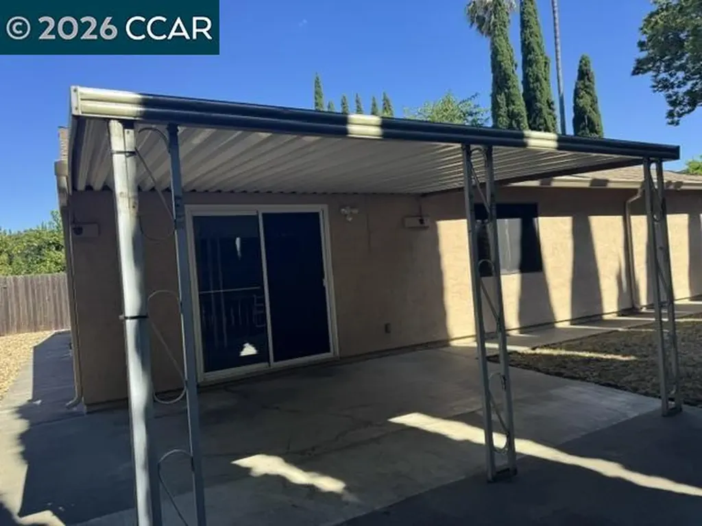 1827 Alamo Drive Vacaville CA 95687